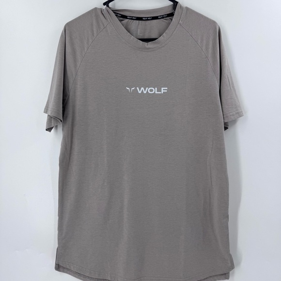 WOLF Men's Gray‎ T-Shirt - Picture 2 of 9